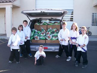 2008 Car Wash Fundraiser to benefit Prescott Valley Food Bank Flyin’ High Turkey Drive.