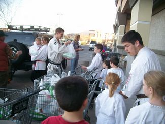 2009 Car Wash Fundraiser to benefit Prescott Valley Food Bank Flyin’ High Turkey Drive